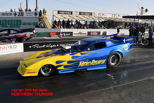Aaron Morrow - 'Nitro Relapse' (near lane) 
vs Alan Bradshaw - 'Back Attack' (far lane)